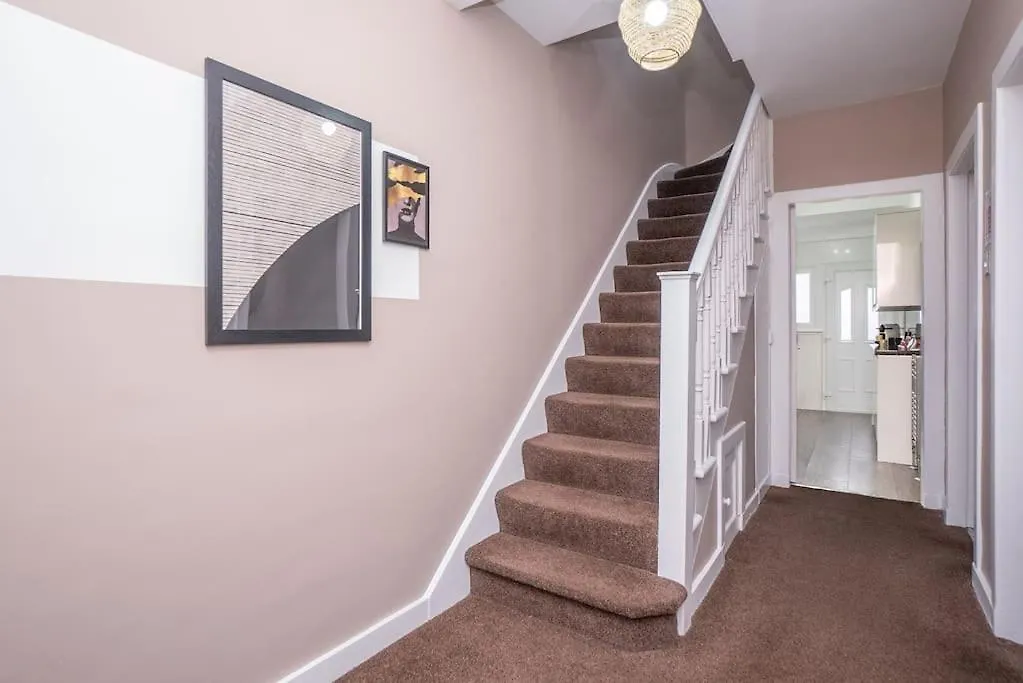 Boutique West-End Living With Bicocca Stays Aberdeen 0*,