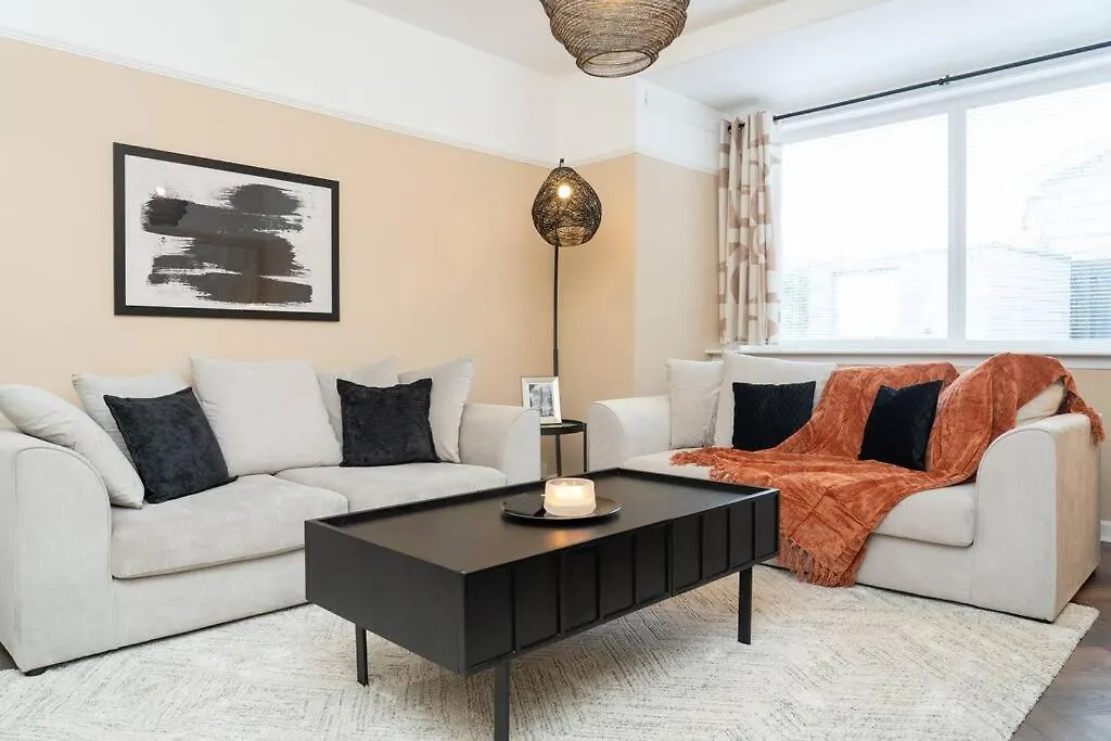 Boutique West-End Living With Bicocca Stays Aberdeen