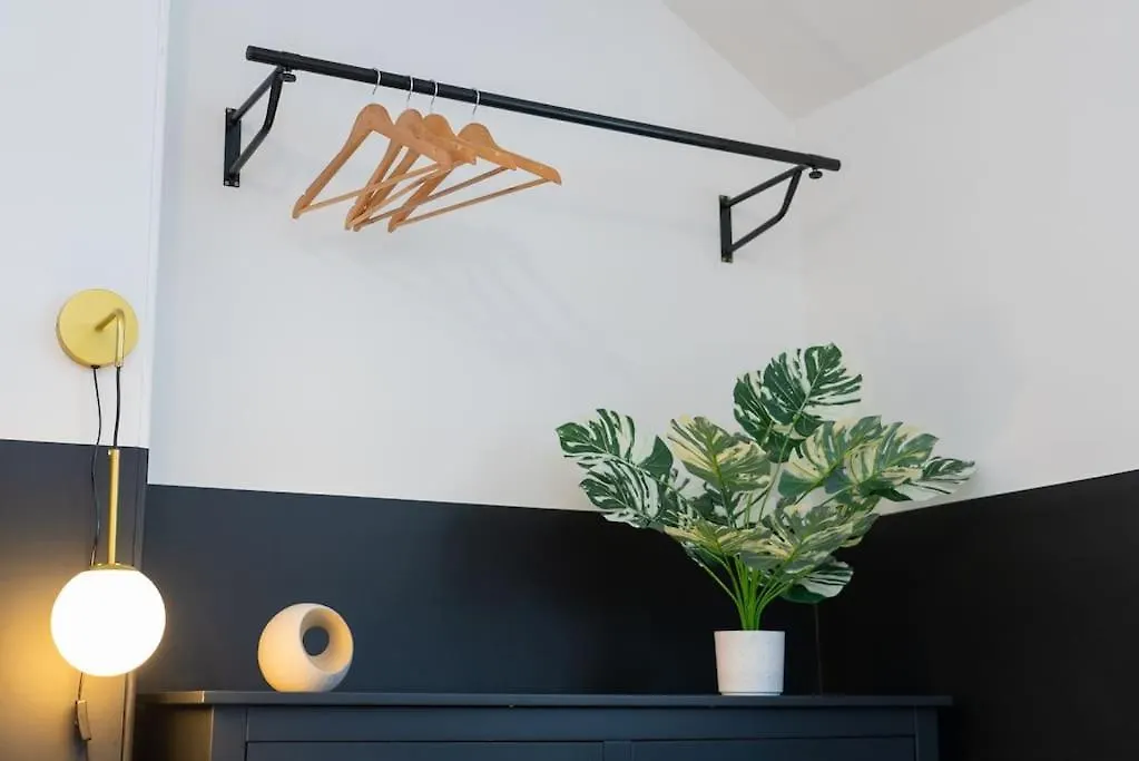 Boutique West-End Living With Bicocca Stays Aberdeen