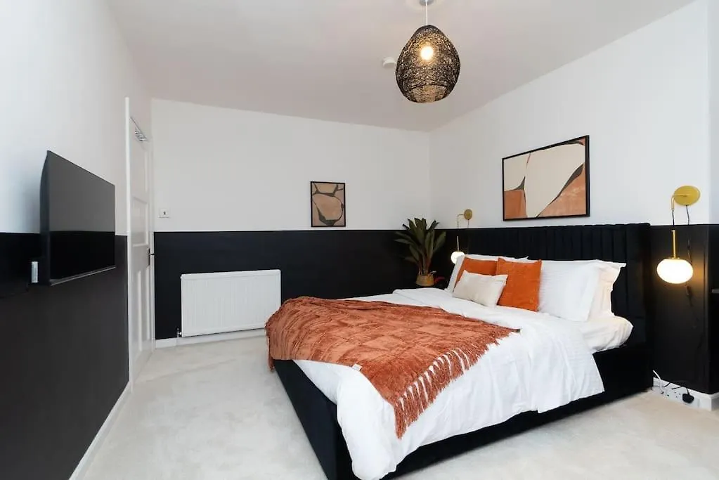 Boutique West-End Living With Bicocca Stays Aberdeen