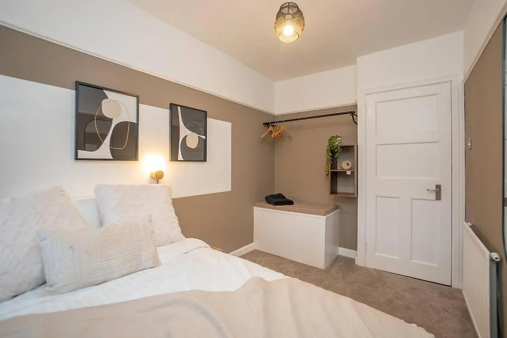 Boutique West-End Living With Bicocca Stays Aberdeen