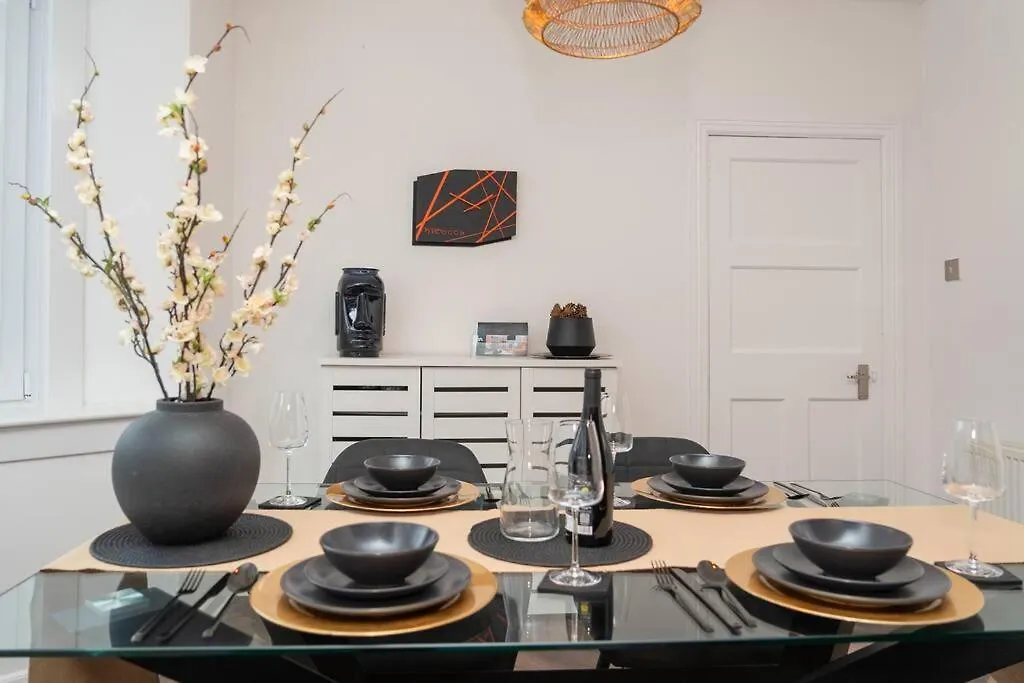 Boutique West-End Living With Bicocca Stays Aberdeen Storbritannien