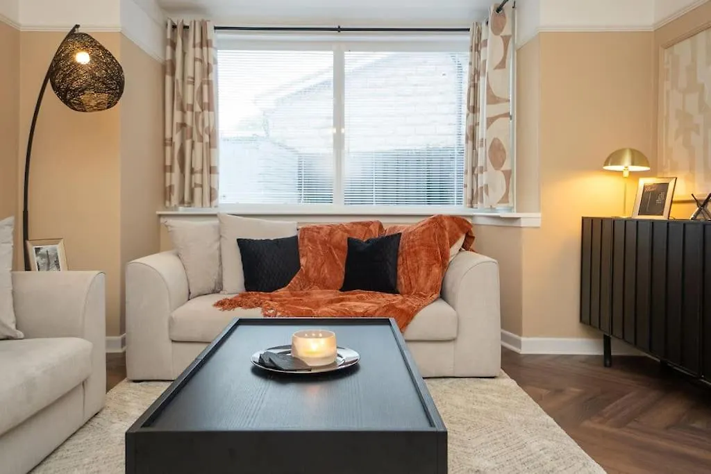 Boutique West-End Living With Bicocca Stays Aberdeen 0*,